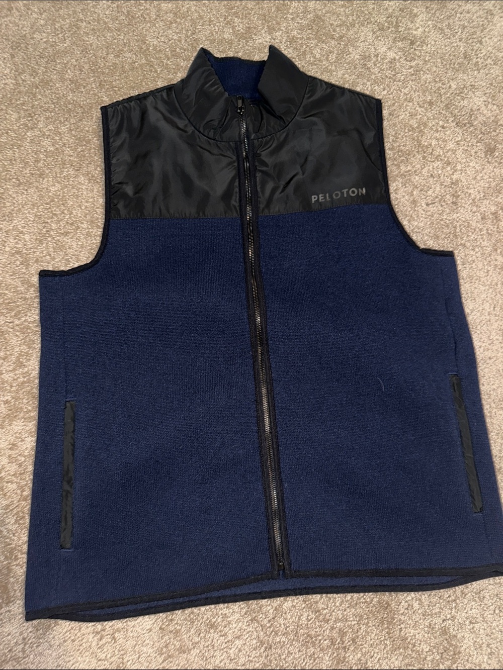 Peloton Navy & Black Men’s Fleece Vest - Large. A